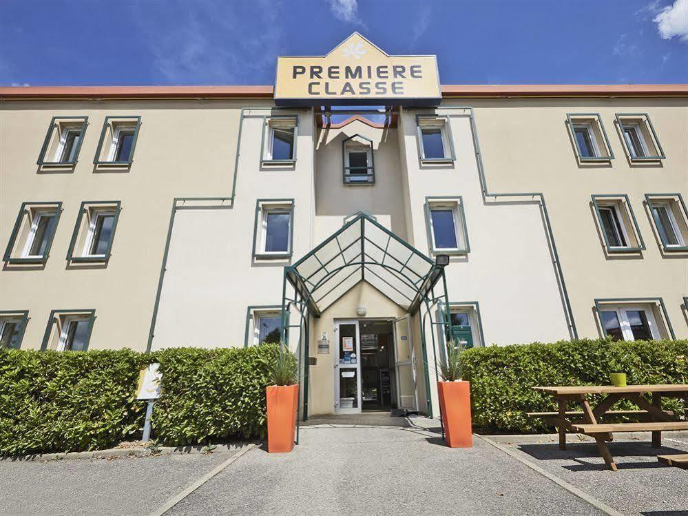 Hotel F1 Lyon Genay Massieux エクステリア 写真